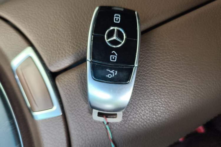 Used Mercedes-Benz E-Class 2021 E 300 L Sport Premium Edition Vehicle Key