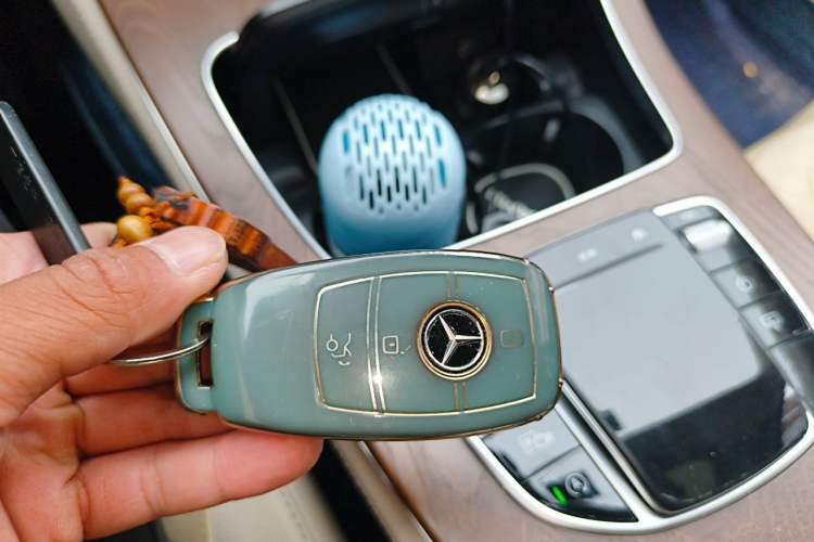 Used Mercedes-Benz E-Class 2021 Restyled E 300 L Luxury Edition Vehicle Key