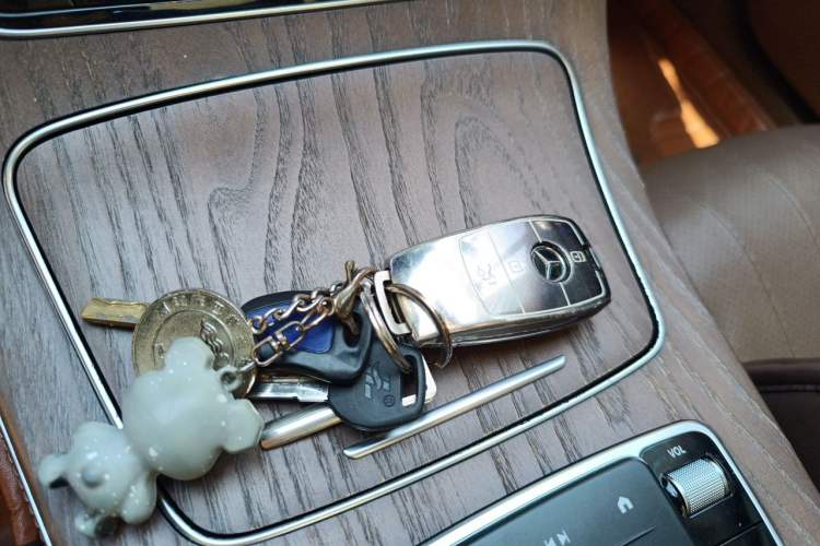Used Mercedes-Benz E-Class 2021 E 300 L Luxury Model Vehicle Key
