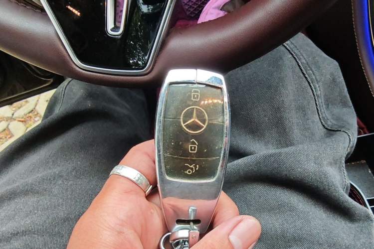 Used Mercedes-Benz E-Class 2021 Facelift E 260 L Vehicle Key