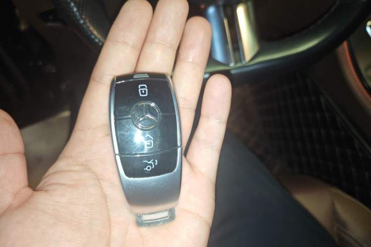Used Mercedes-Benz E-Class 2021 Restyled E 260 Luxury Sports Edition Vehicle Key