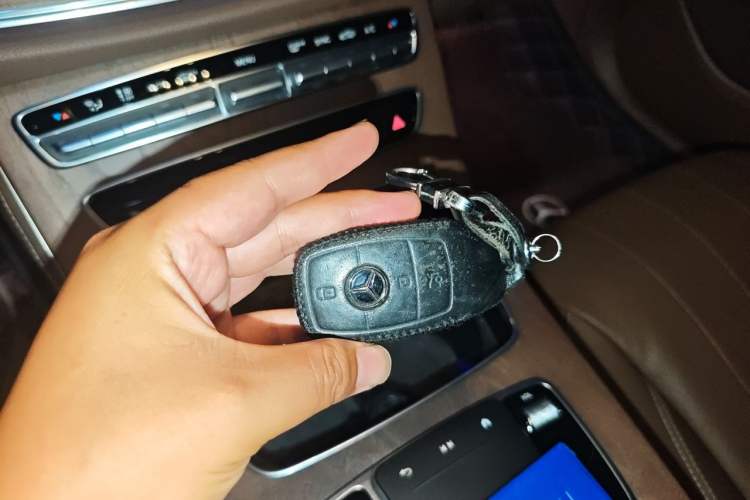 Used Mercedes-Benz E-Class 2021 E 300 L Luxury Model Vehicle Key