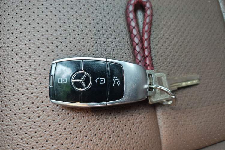 Used Mercedes-Benz E-Class 2021 E 300 L Sporty and Stylish Model Vehicle Key
