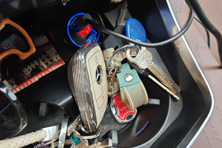 Used Mercedes-Benz E-Class 2021 E 260 L 4MATIC Vehicle Key