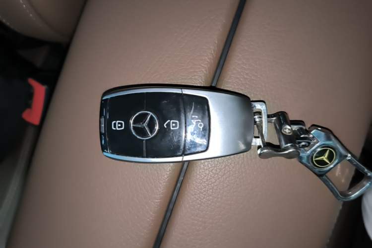 Used Mercedes-Benz E-Class 2021 Facelift E 260 L Vehicle Key