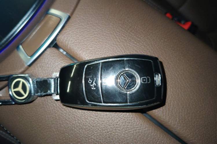 Used Mercedes-Benz E-Class 2021 Restyled E 300 L Luxury Edition Vehicle Key