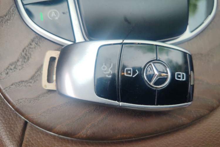 Used Mercedes-Benz E-Class 2021 E 300 L Stylish Model Vehicle Key