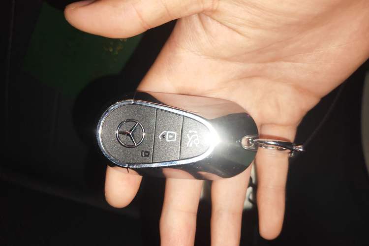 Used Mercedes-Benz E-Class 2021 E 260 Stylish Sports Edition Vehicle Key