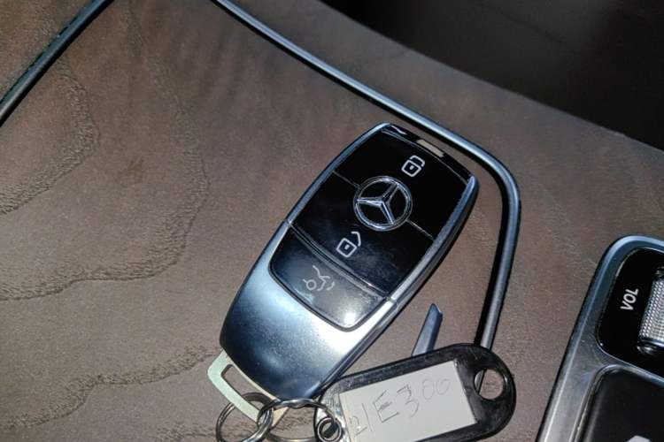 Used Mercedes-Benz E-Class 2021 E 300 L Stylish Model Vehicle Key