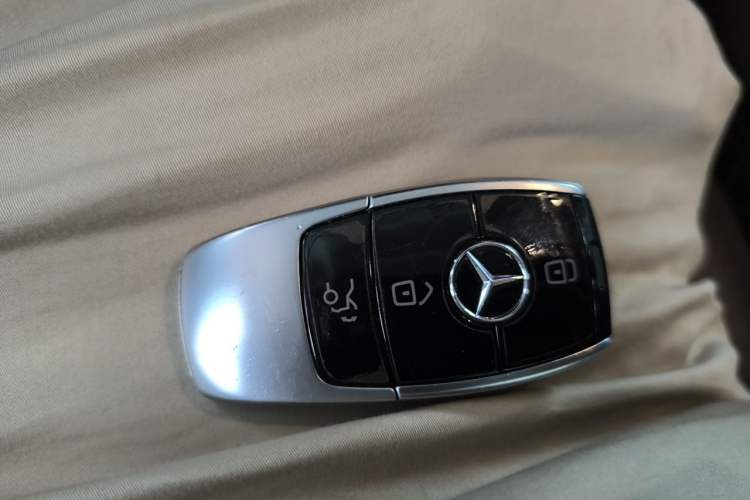 Used Mercedes-Benz E-Class 2021 Restyled E 300 L Luxury Edition Vehicle Key