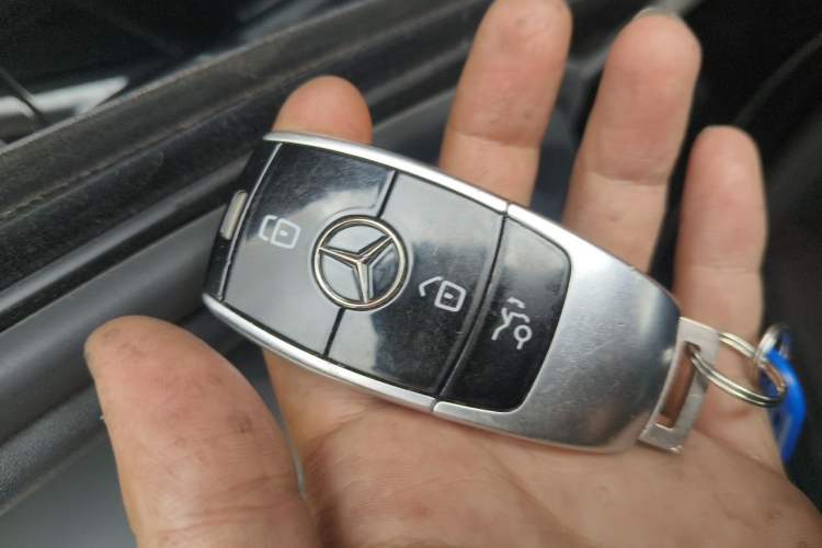 Used Mercedes-Benz E-Class 2021 Facelift E 260 L Vehicle Key