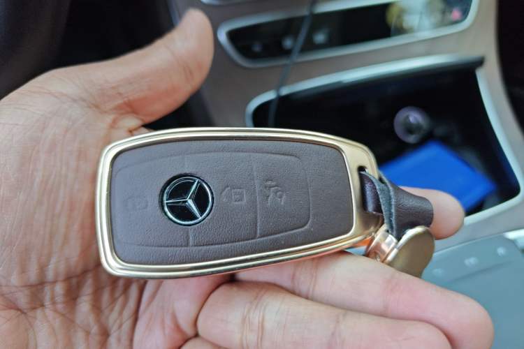 Used Mercedes-Benz E-Class 2021 Facelift E 260 L Vehicle Key