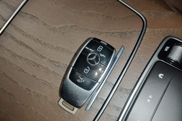 Used Mercedes-Benz E-Class 2021 E 300 L Stylish Model Vehicle Key