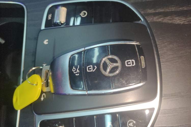 Used Mercedes-Benz E-Class 2021 E 300 L Sporty and Stylish Model Vehicle Key
