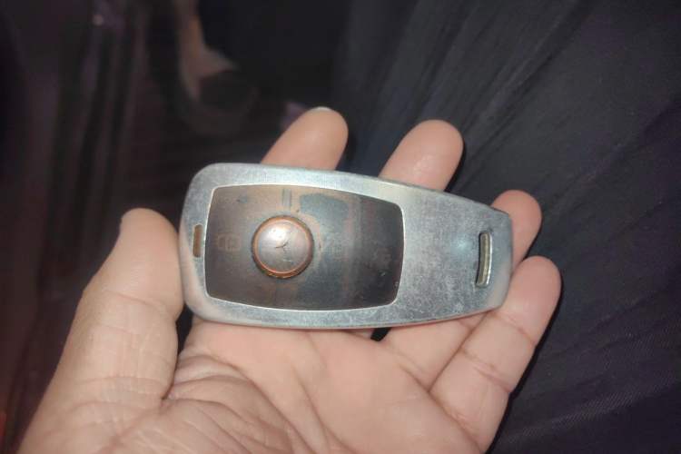 Used Mercedes-Benz E-Class 2021 E 300 L Luxury Model Vehicle Key