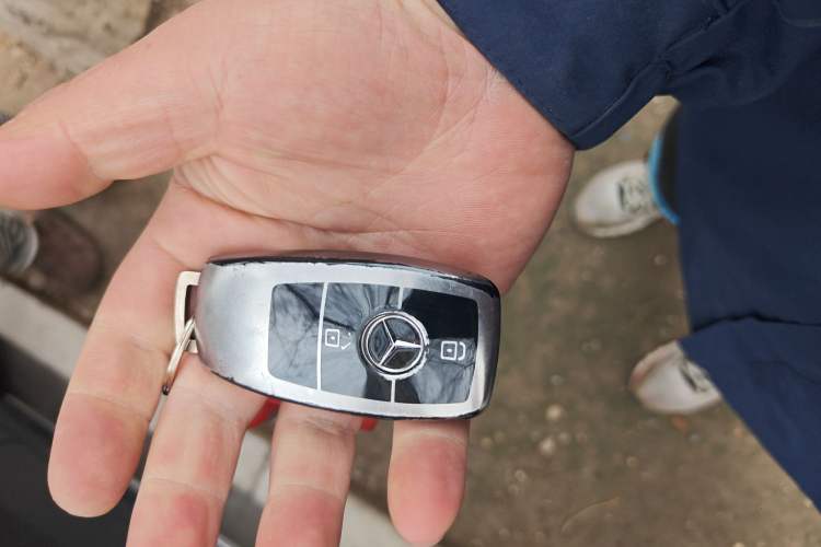 Used Mercedes-Benz E-Class 2021 E 300 L Sport Luxury Edition Vehicle Key