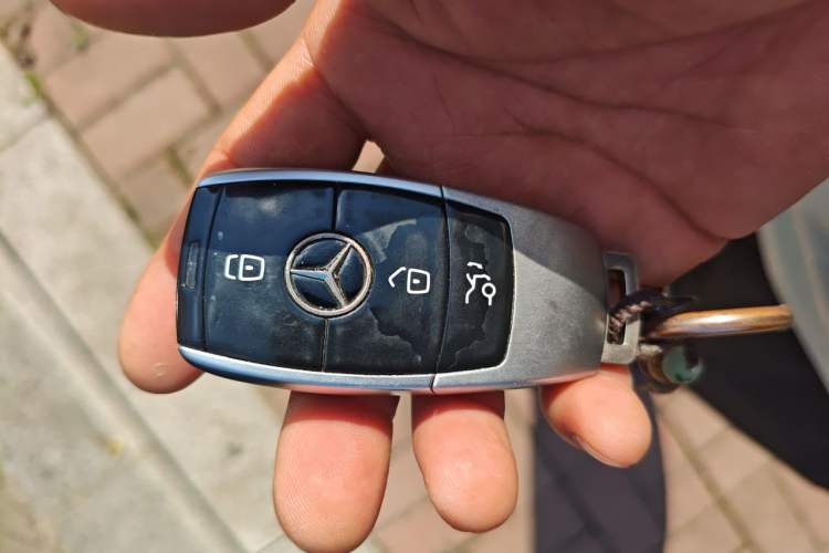 Used Mercedes-Benz E-Class 2021 Facelift E 260 L Vehicle Key