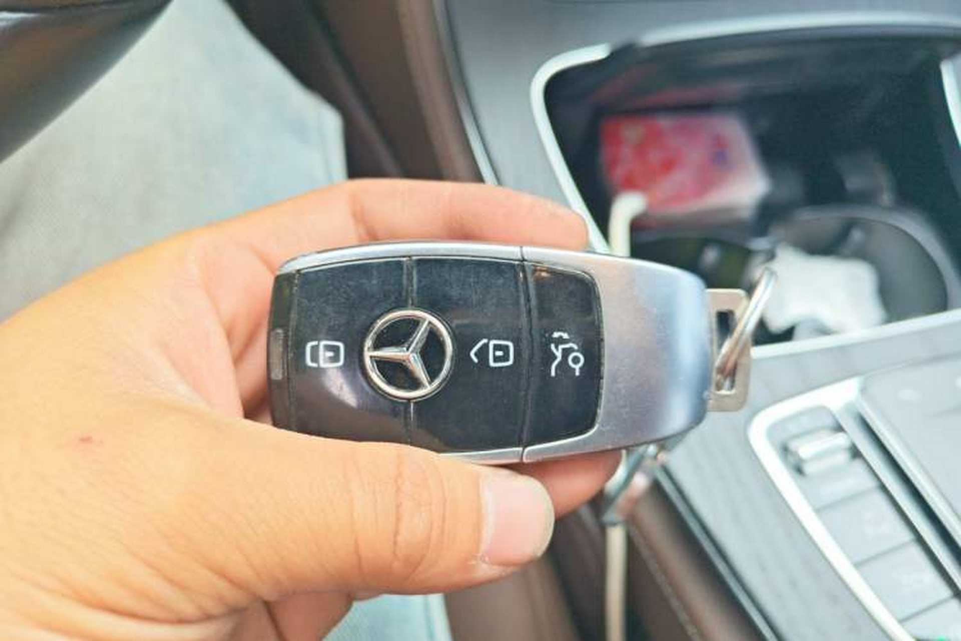 Used Mercedes-Benz E-Class 2021 Restyled E 300 L Sporty and Stylish Edition Vehicle Key
