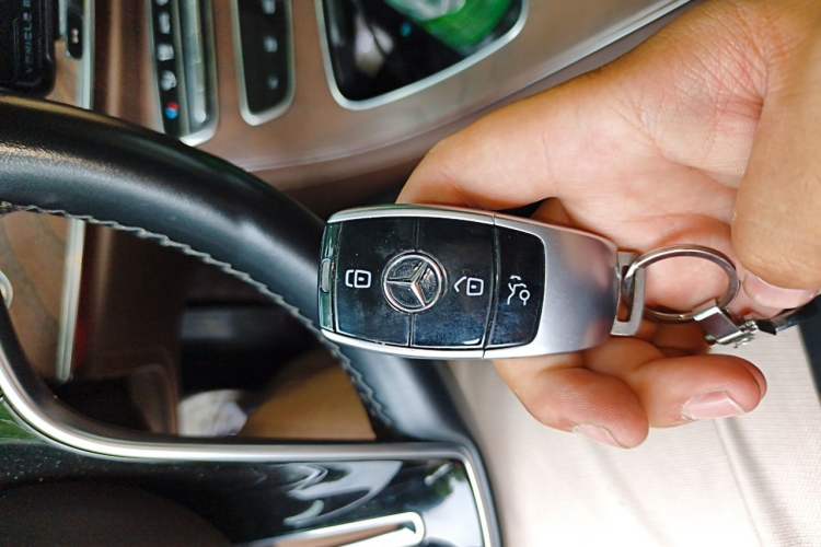 Used Mercedes-Benz E-Class 2021 Facelift E 260 L Sport Edition Vehicle Key