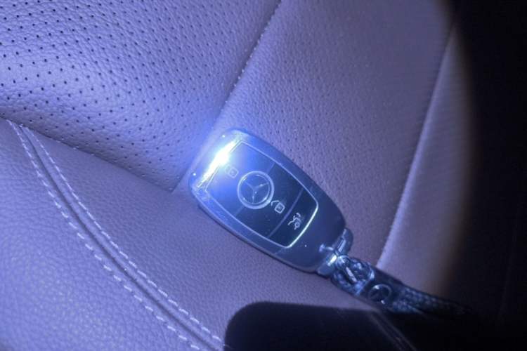 Used Mercedes-Benz E-Class 2021 Restyled E 300 L Sporty and Stylish Edition Vehicle Key