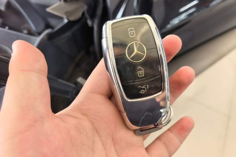 Used Mercedes-Benz E-Class 2021 E 300 L Sporty and Stylish Model Vehicle Key