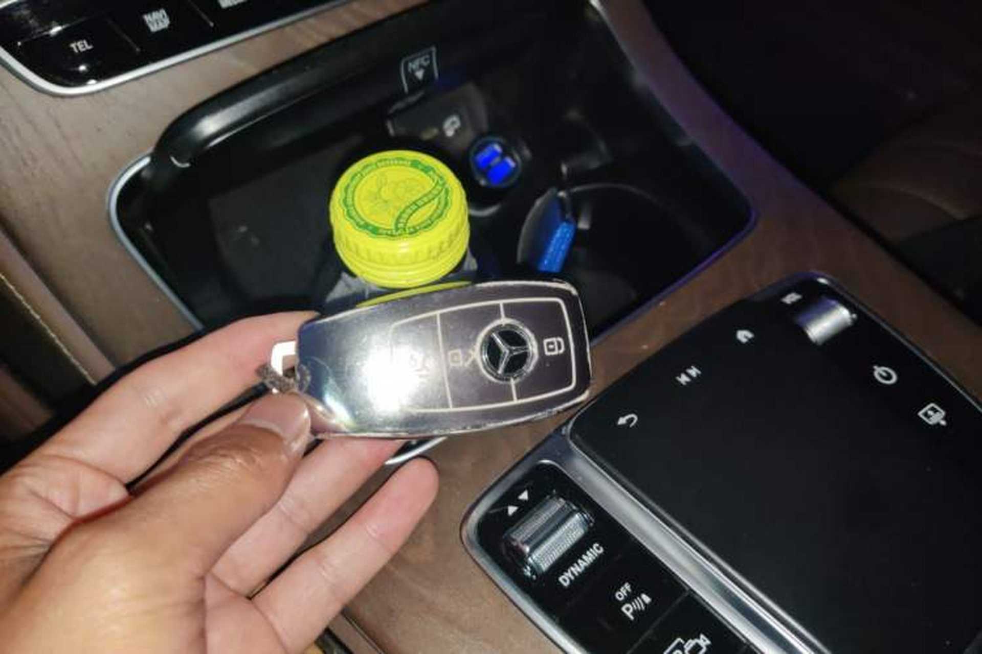 Used Mercedes-Benz E-Class 2021 E 300 L Premium Edition Vehicle Key