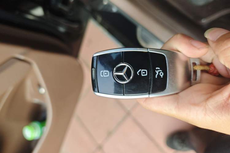 Used Mercedes-Benz E-Class 2021 Restyled E 300 L Luxury Edition Vehicle Key