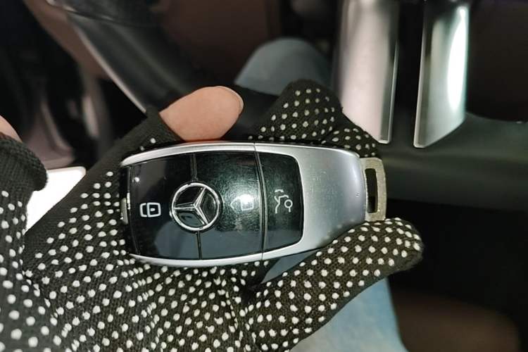 Used Mercedes-Benz E-Class 2021 Facelift E 260 L Sport Edition Vehicle Key