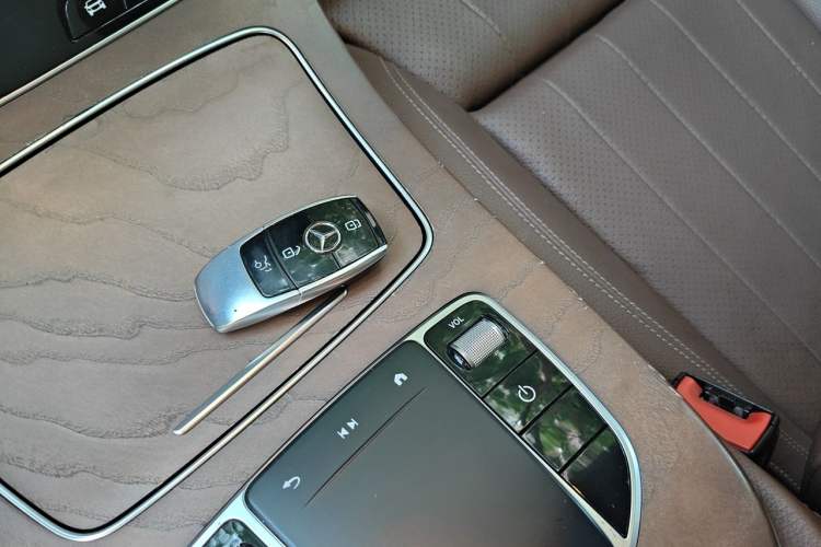 Used Mercedes-Benz E-Class 2021 Facelift E 260 L Vehicle Key