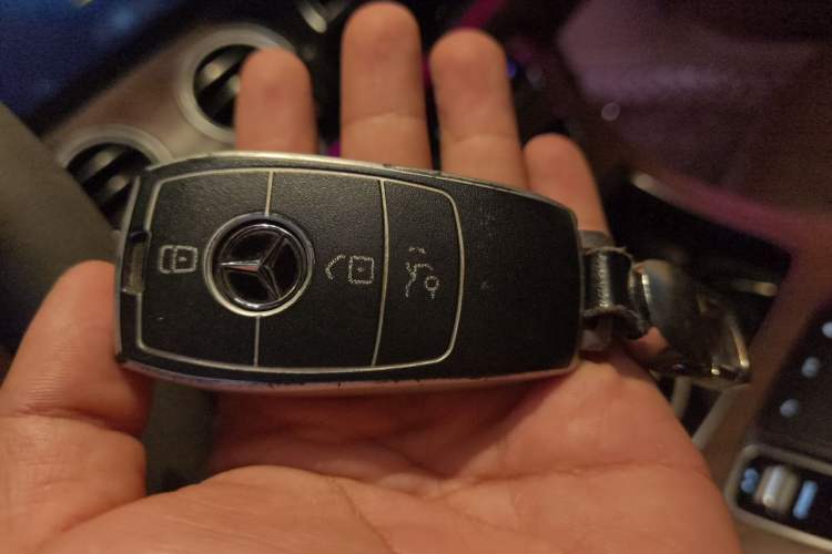 Used Mercedes-Benz E-Class 2021 Facelift E 300 L Stylish Edition Vehicle Key
