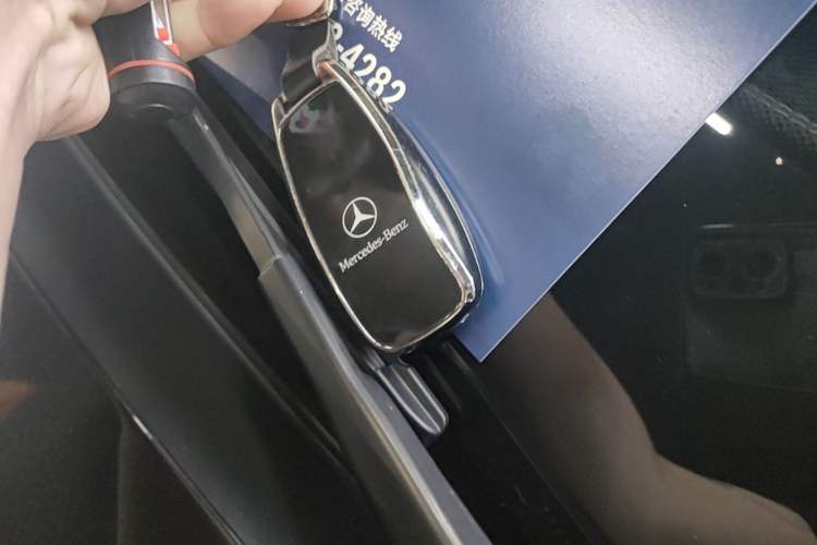 Used Mercedes-Benz E-Class 2021 Restyled E 300 L Luxury Edition Vehicle Key
