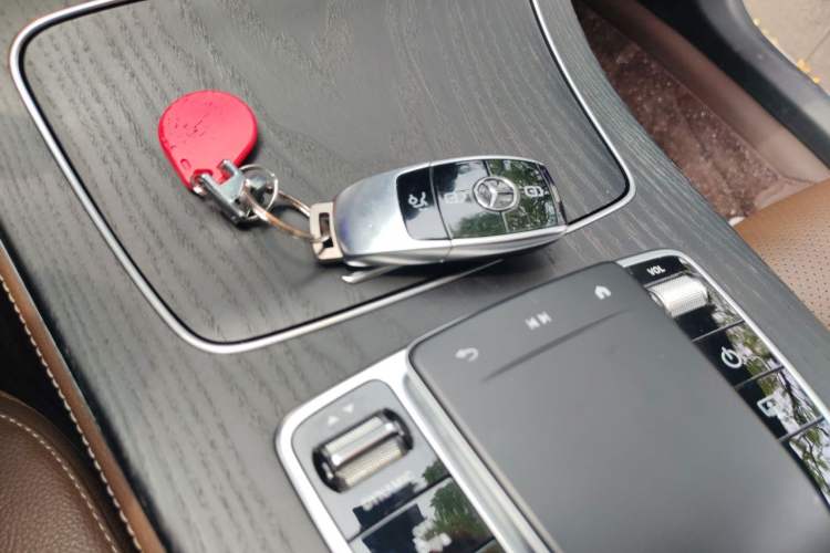 Used Mercedes-Benz E-Class 2021 Restyled E 300 L Luxury Edition Vehicle Key