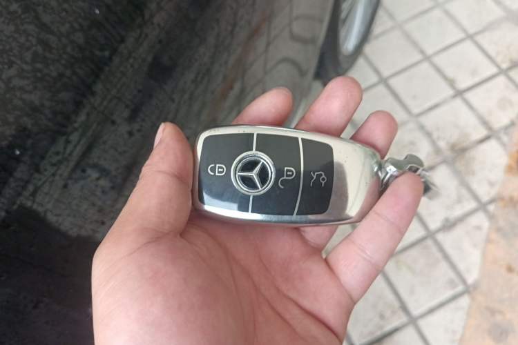 Used Mercedes-Benz E-Class 2021 Restyled E 300 L Luxury Edition Vehicle Key