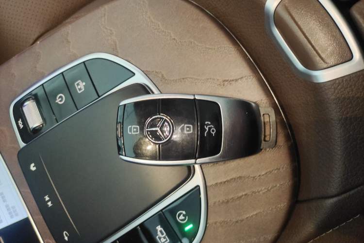 Used Mercedes-Benz E-Class 2021 E 300 L Luxury Model Vehicle Key