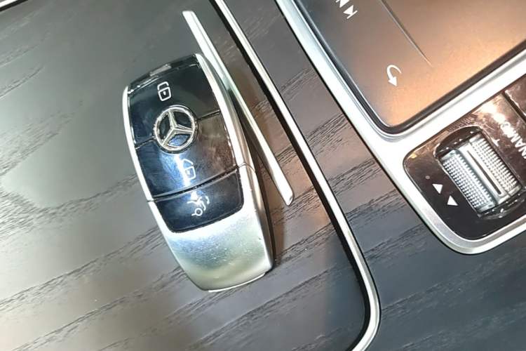 Used Mercedes-Benz E-Class 2021 E 300 L Stylish Model Vehicle Key