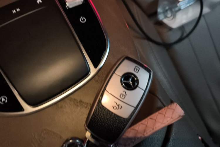 Used Mercedes-Benz E-Class 2021 E 260 L Sport Edition Vehicle Key