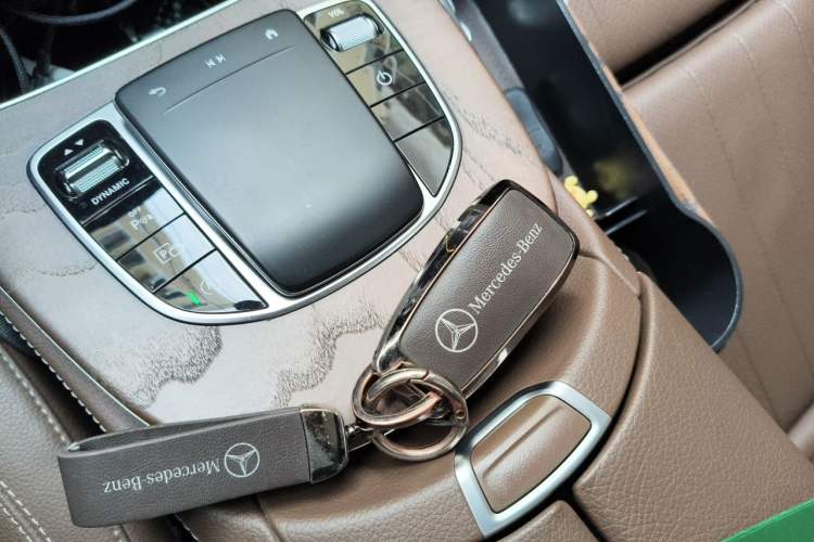 Used Mercedes-Benz E-Class 2021 Facelift E 260 L Sport 4MATIC Vehicle Key