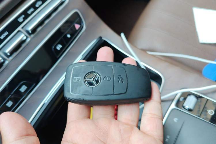 Used Mercedes-Benz E-Class 2021 Restyled E 300 L Luxury Edition Vehicle Key