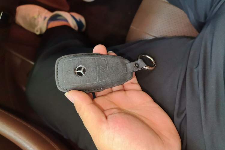 Used Mercedes-Benz E-Class 2021 Facelift E 300 L Stylish Edition Vehicle Key