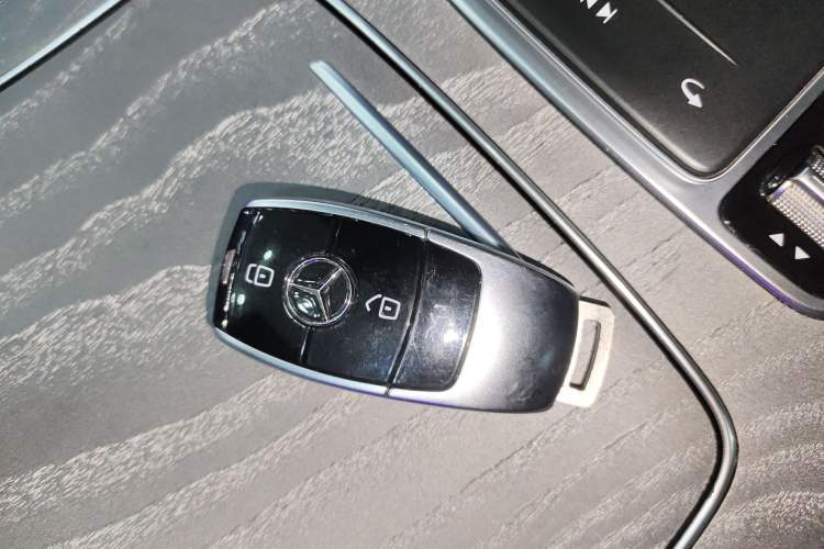 Used Mercedes-Benz E-Class 2021 E 300 L Luxury Model Vehicle Key
