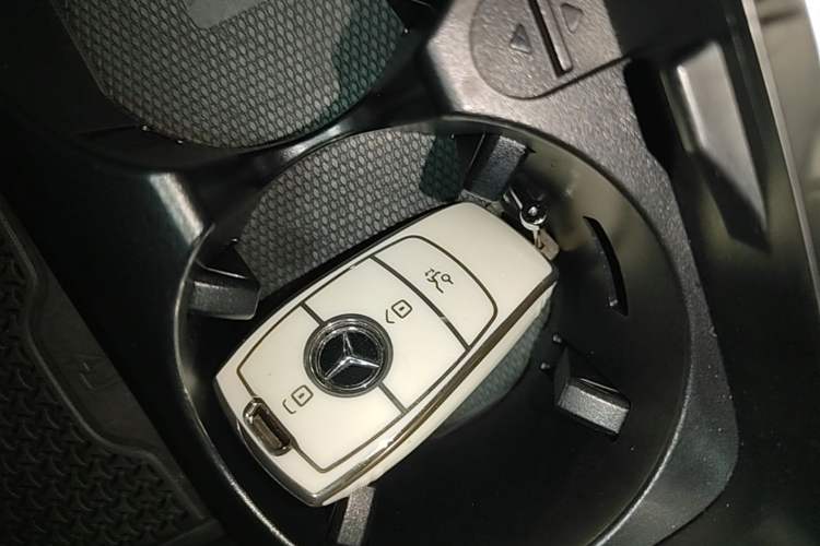 Used Mercedes-Benz E-Class 2021 E 300 L Sporty and Stylish Model Vehicle Key