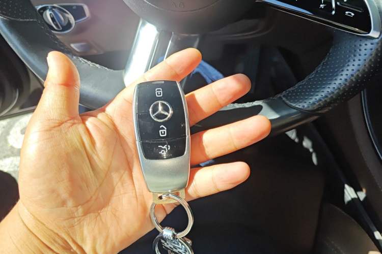 Used Mercedes-Benz E-Class 2021 Facelift E 260 L Sport Edition Vehicle Key