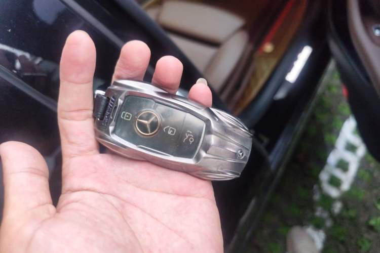 Used Mercedes-Benz E-Class 2021 E 260 L Sport Edition Vehicle Key