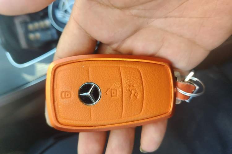 Used Mercedes-Benz E-Class 2021 Facelift E 300 L Stylish Edition Vehicle Key