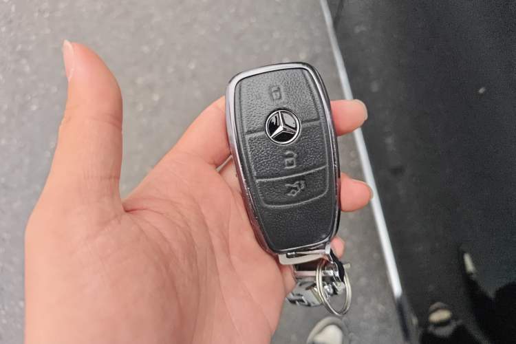 Used Mercedes-Benz E-Class 2021 E 260 L Vehicle Key