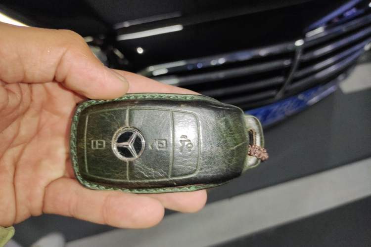 Used Mercedes-Benz E-Class 2021 E 260 L Vehicle Key