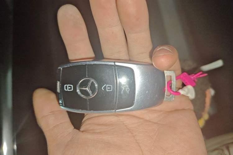 Used Mercedes-Benz E-Class 2021 E 260 L Sport 4MATIC Vehicle Key