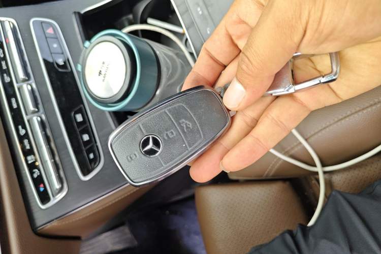 Used Mercedes-Benz E-Class 2021 Facelift E 260 L Sport Edition Vehicle Key