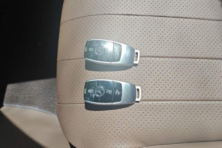 Used Mercedes-Benz E-Class 2021 Restyled E 300 L Luxury Edition Vehicle Key
