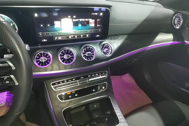 Used Mercedes-Benz E-Class 2021 E 260 Coupe Audio And AC Panel
